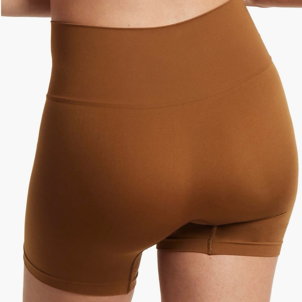 Hanky Panky Body High Rise Bike Short - Picture 2 of 11